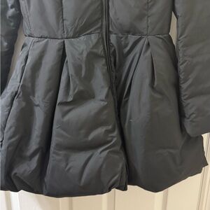 Alice + Olivia Elegant Black Puffer Coat